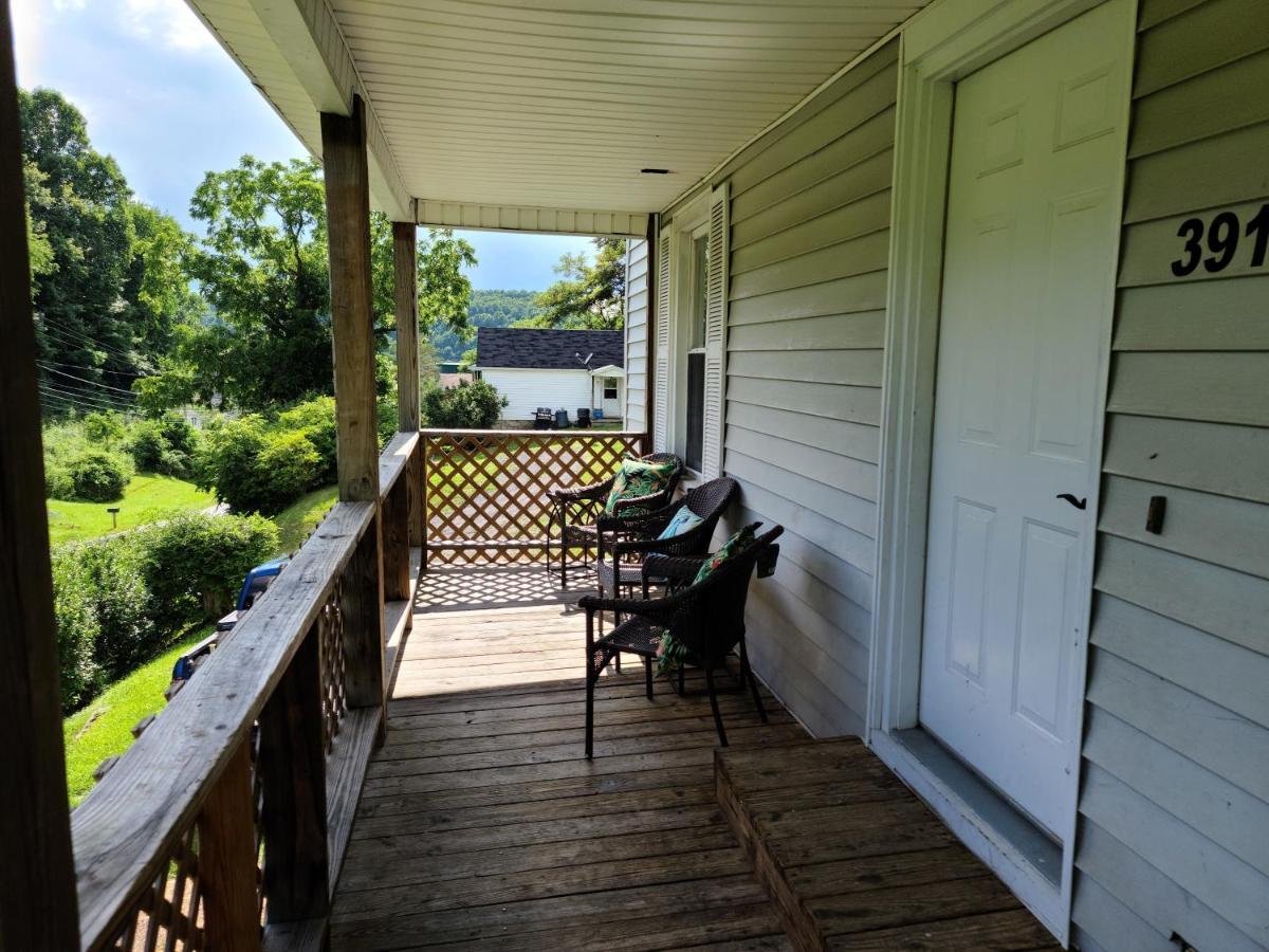 The Dragon'S Den 5 Bedroom House 1 Mile To Main St Tazewell エクステリア 写真